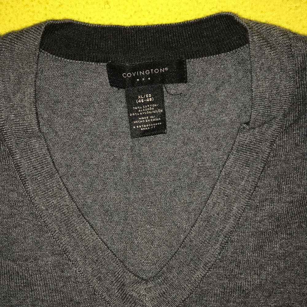 Covington Men’s XL V-neck Grey in EUC